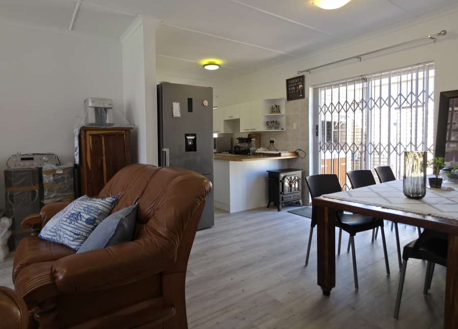 3 Bedroom Property for Sale in Jeffreys Bay Central Eastern Cape